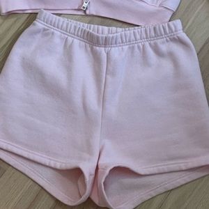 Aritzia TNA Highrise 3” sweatshorts